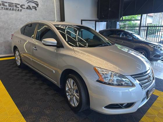 NISSAN SENTRA 2.0 SL 16V FLEX 4P AUTOMÁTICO